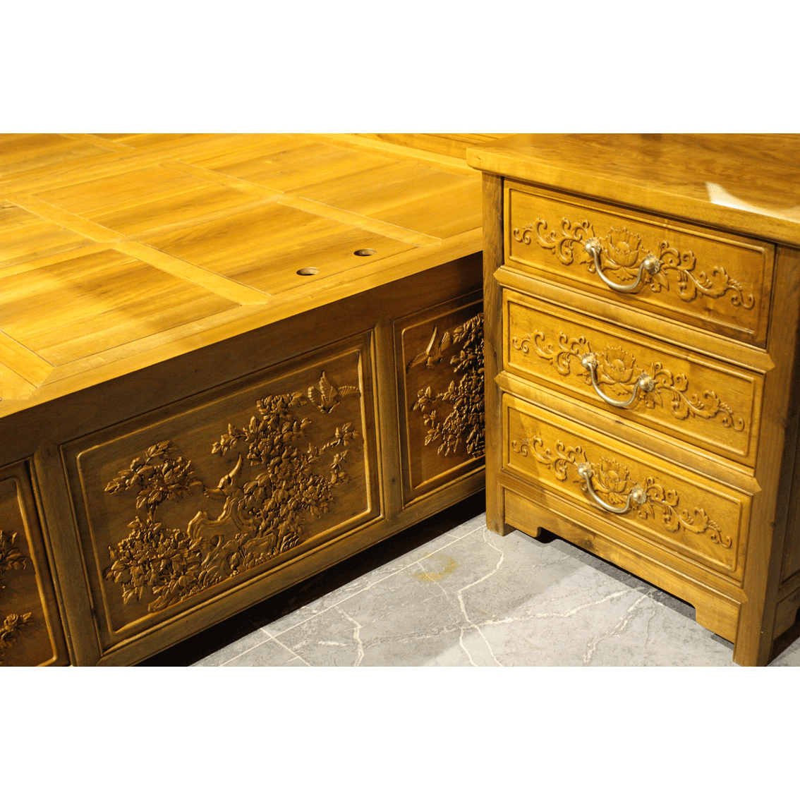 Golden Nanmu & Mortise and Tenon Joints Furniture  Chinese Bed And Bedside Tables